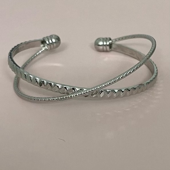 Jewelry - Elegant Silver Tone Cuff Bracelet Double Cross Design Statement Jewelry Bangle